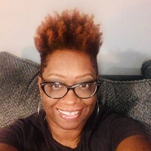 Meet your Posher, Tene